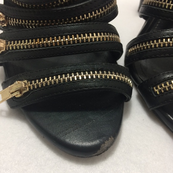 BCBGeneration Womens Casey Black Pumps High Heel with Zipper Design Size 6 - Picture 2 of 7